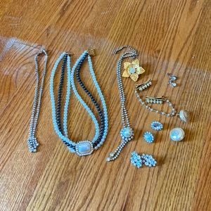Pearl and rhinestone jewelry bundle!